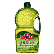 中包裝旋轉(zhuǎn)式食用油灌裝機(jī)案例